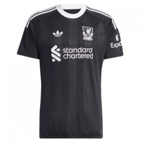 Virallinen pelipaita Liverpool A. Becker 1 Maalivahti 2025-26 Lyhythihainen Musta - Lasten ( + Lyhyet housut )